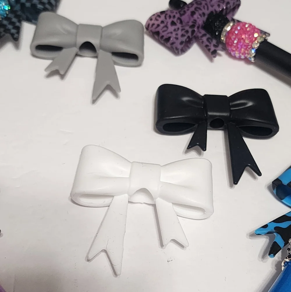 Bow Focal Bead Silicone Beaded Pen Keychain Crafts‎ Bag Clip 1 Pc White Bow